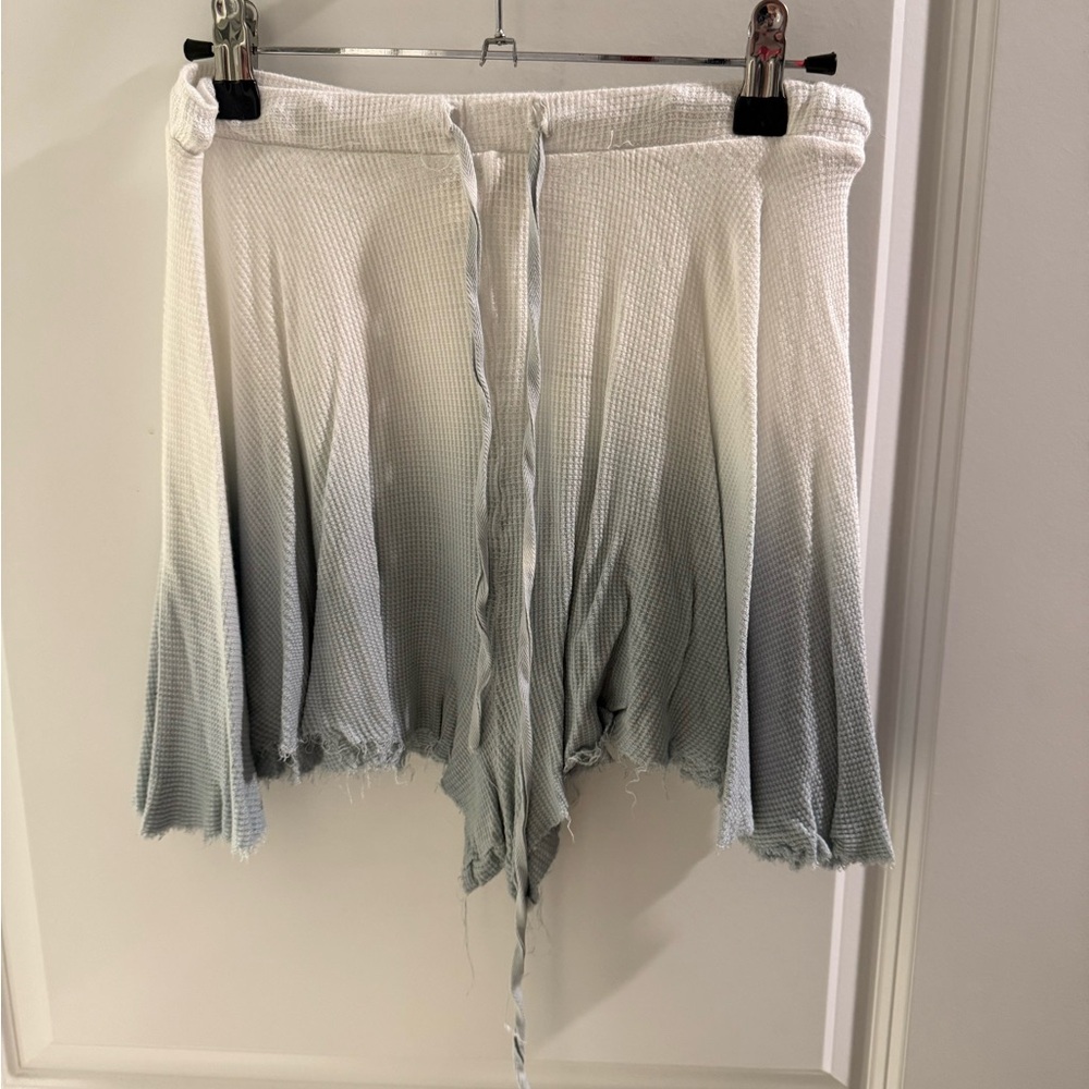 Boutique Ombre Knit Shorts with Drawstring